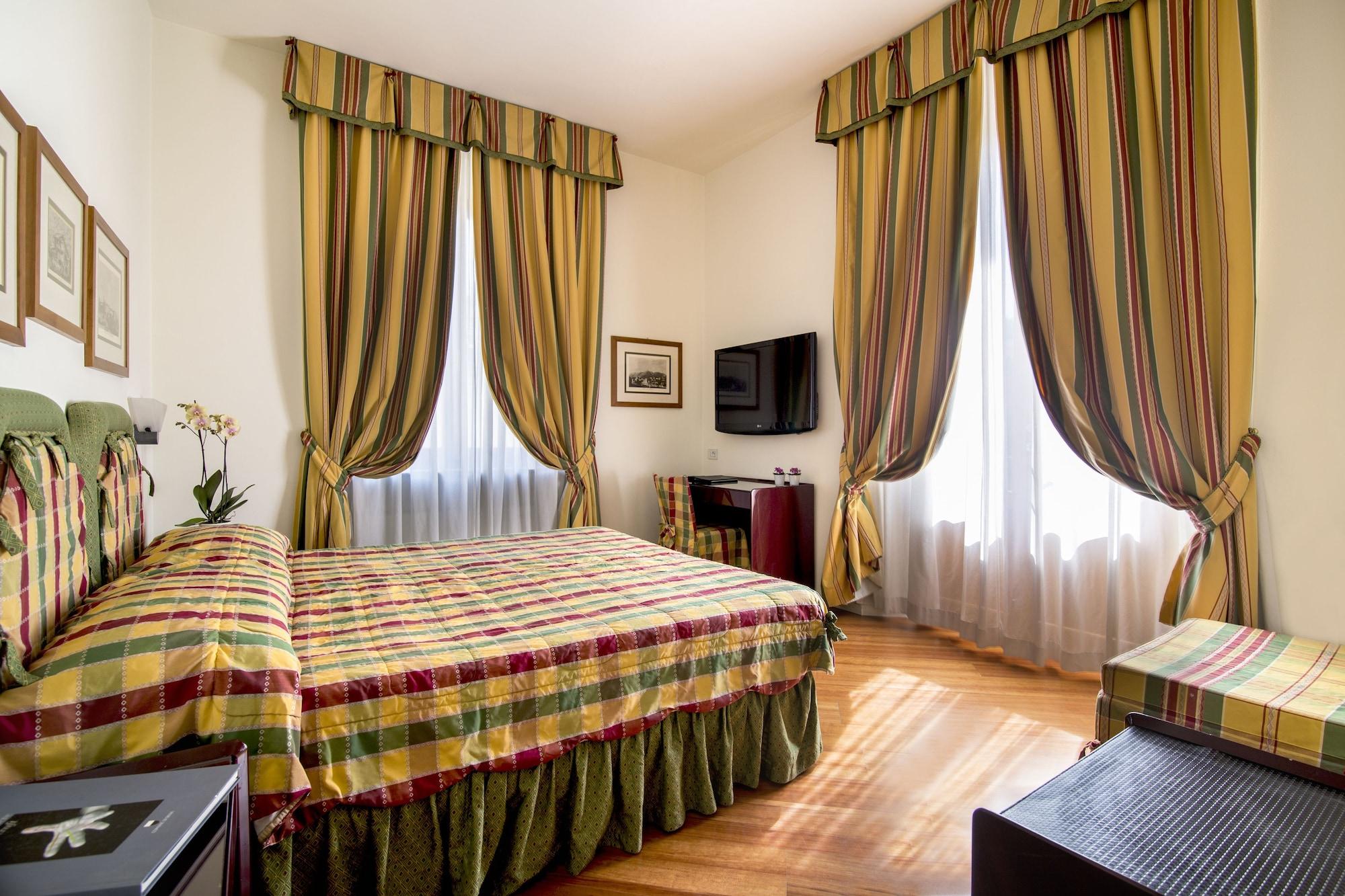 Italia Hotel